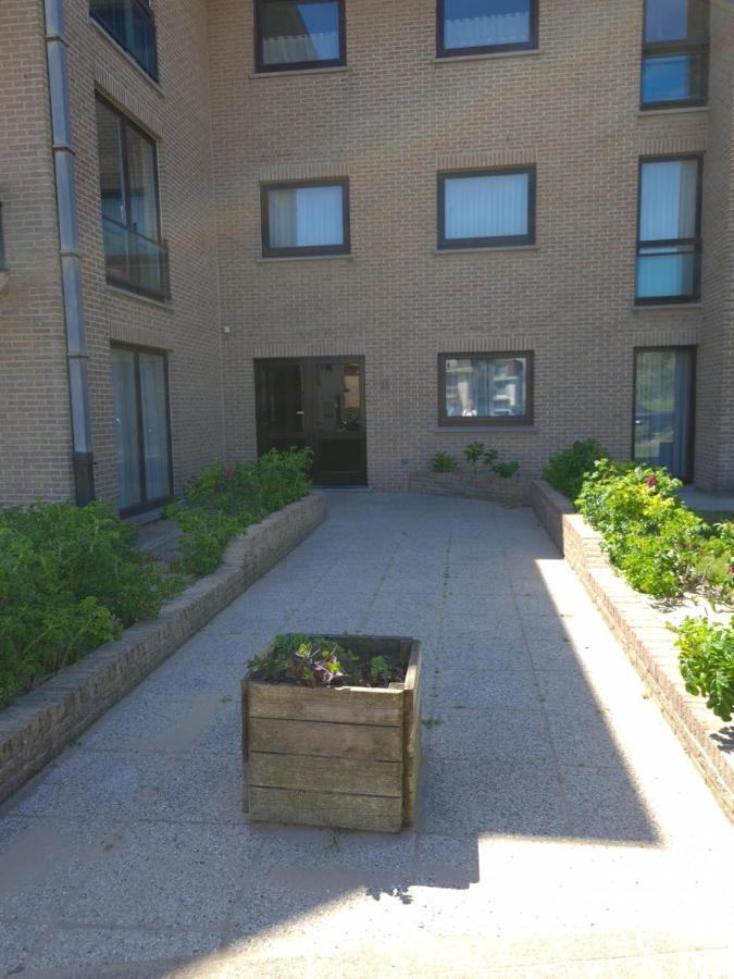Vakantie Appartement De Haan Cormoran Exterior photo